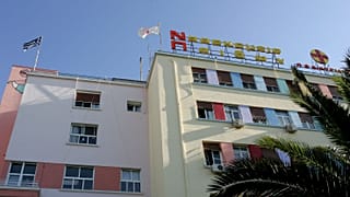 Τραγωδία: Πέθανε ο 6χρονος που κρεμάστηκε με το λουρί του σκύλου