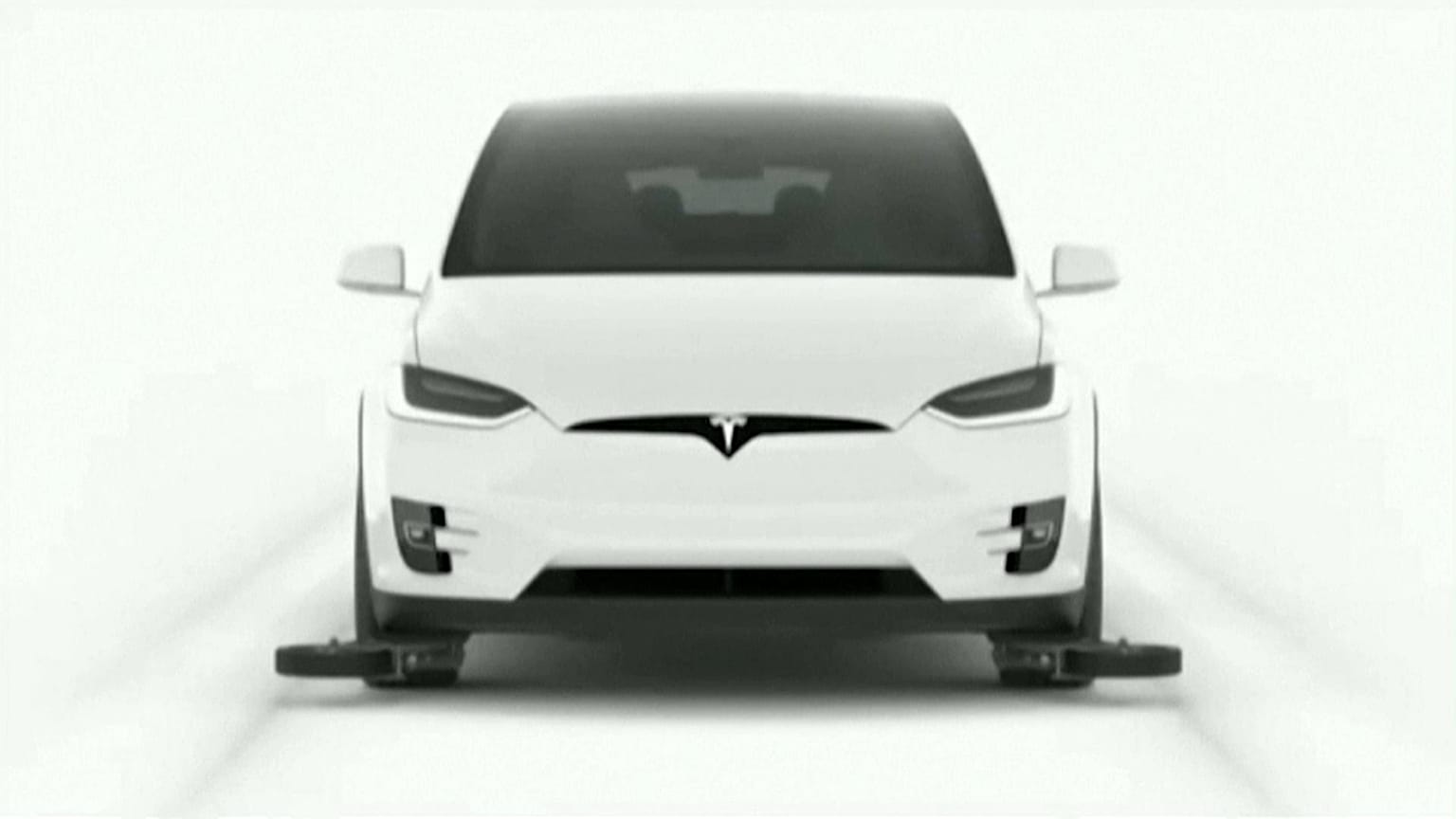 Elon Musk revela protótipo de túnel subterrâneo em LA