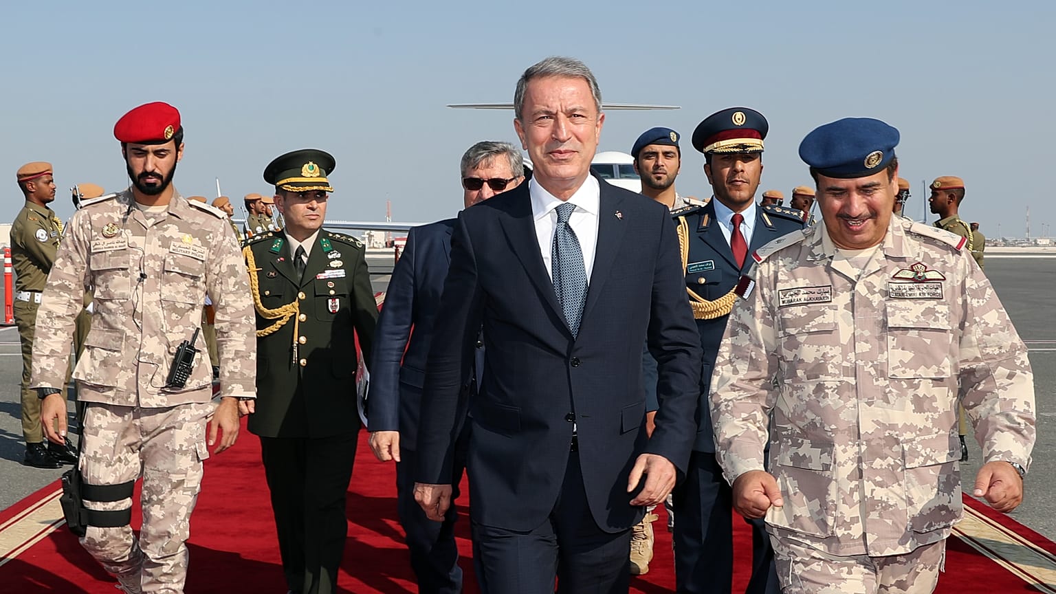 Bakan Akar: İsterlerse yerin dibine girsinler, kazdıkları çukura gömülecekler