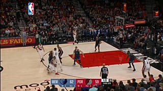 Nba, notte di scintille con le vittorie di Blazers e Bucks