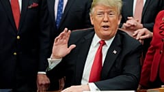 Trump'ın Meksika duvarı restiyle hükümet kapanmanın eşiğinde