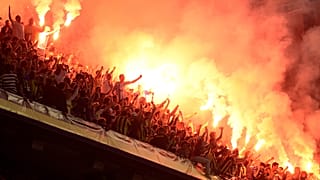 Tribünlerde kadına şiddet