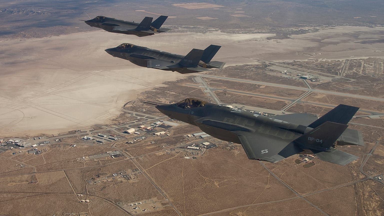 Bütçe krizi yaşayan İtalya F-35 alımını gözden geçireceğini duyurdu