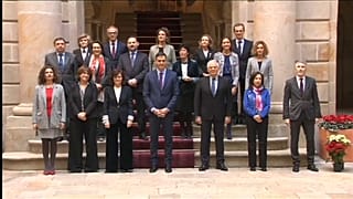 Catalogna, il governo Sanchez cerca il dialogo con scelte simboliche