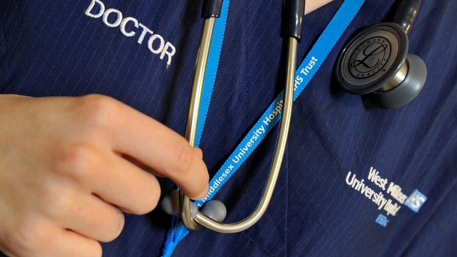 Steteskop aletinde bakteri bulundu