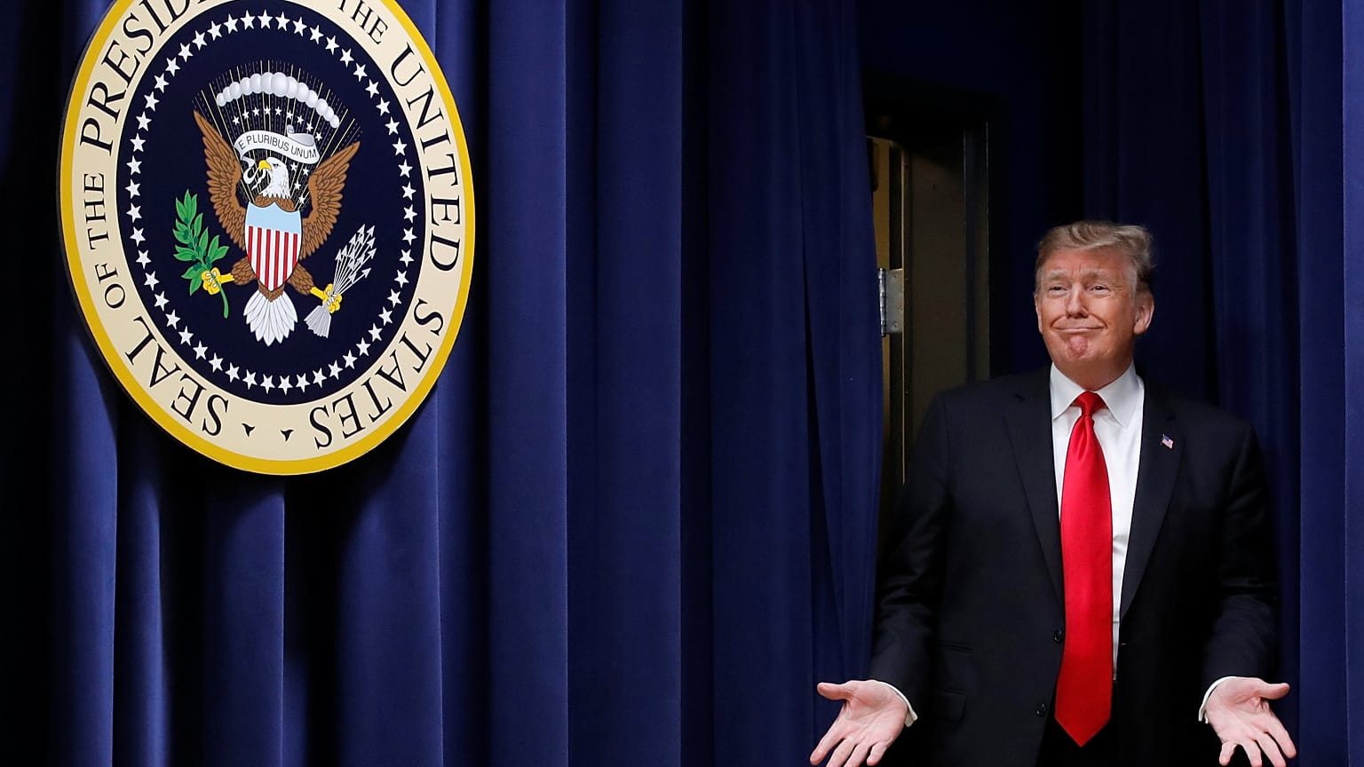 Trump: McGurk'ı tanımıyorum, Obama getirmişti, ilgi çekmek için istifa etti