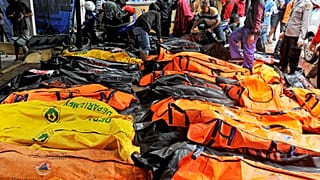 Οι σημαντικότερες καταστροφές από τσουνάμι από το 2004