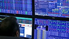 market data at CMC Markets in London
