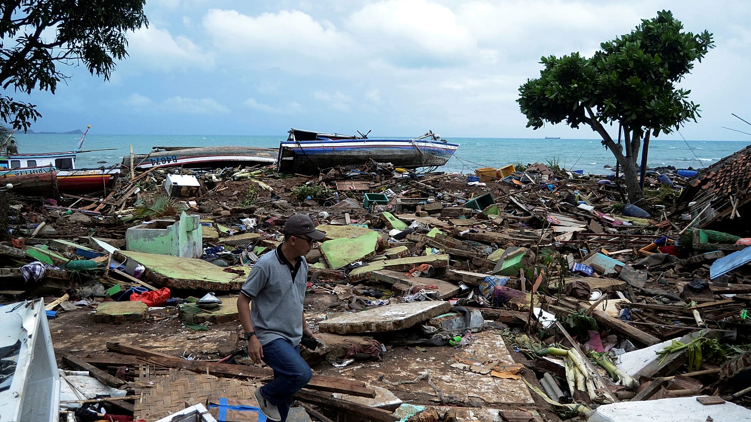 "O problema é que o tsunami ocorreu durante a maré alta"