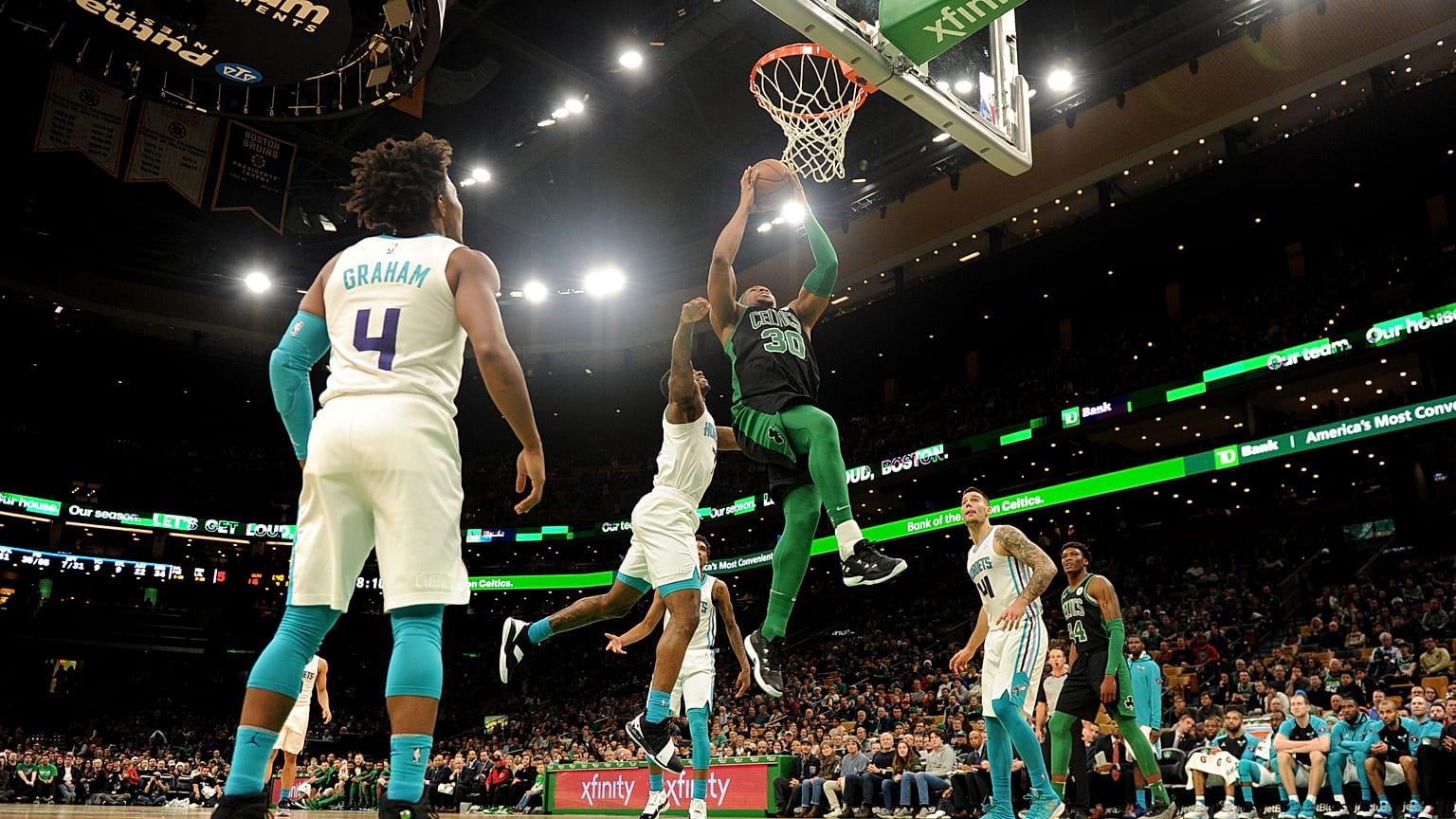 Nba: Boston si risolleva contro gli Hornets