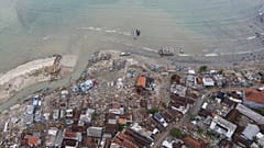 Buscas por sobreviventes na Indonésia