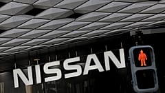 Ghosn'un yardımcısı Nissan yöneticisi Greg Kelly kefaletle serbest