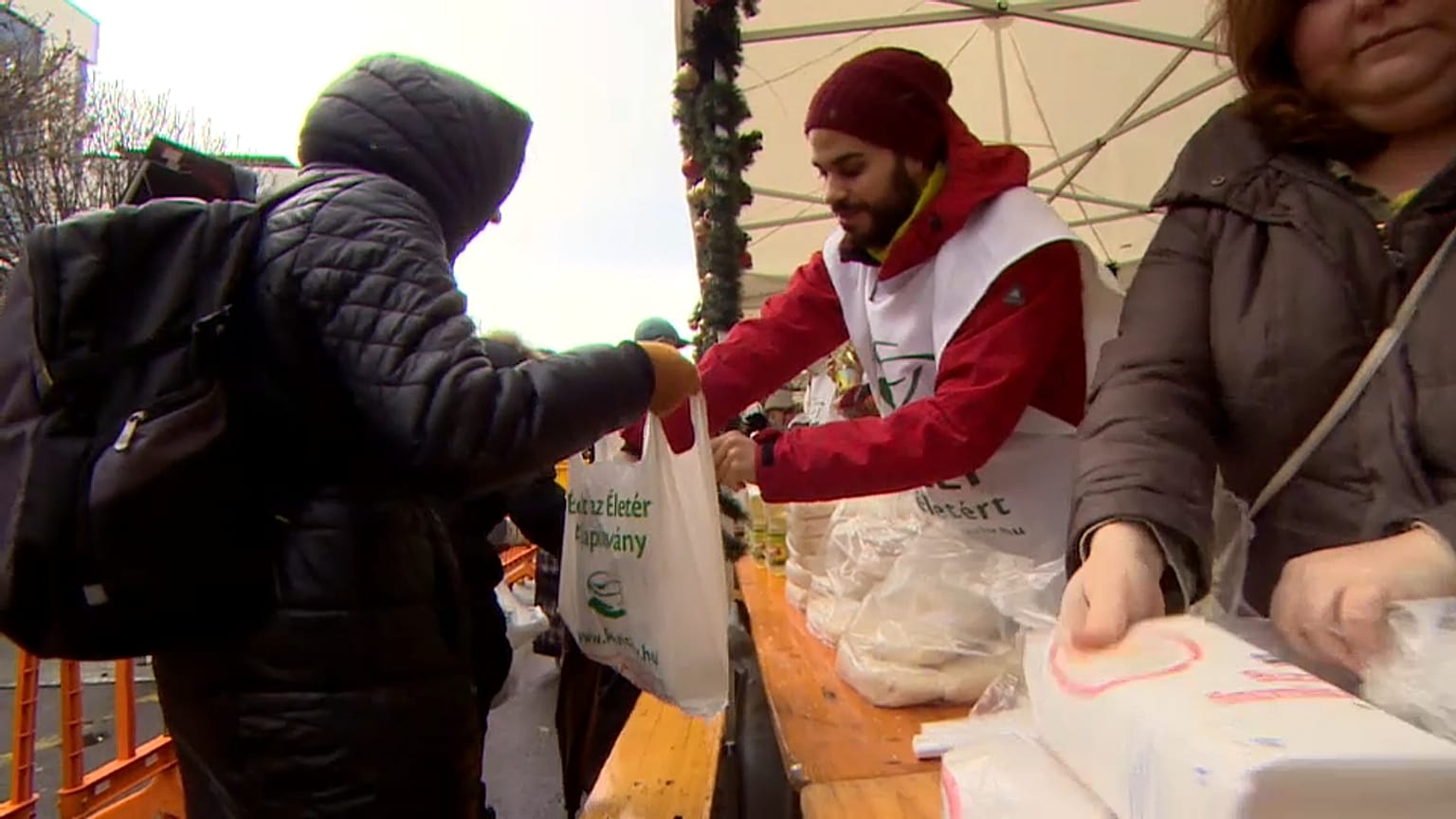 Hungary's biggest soup kitchen 