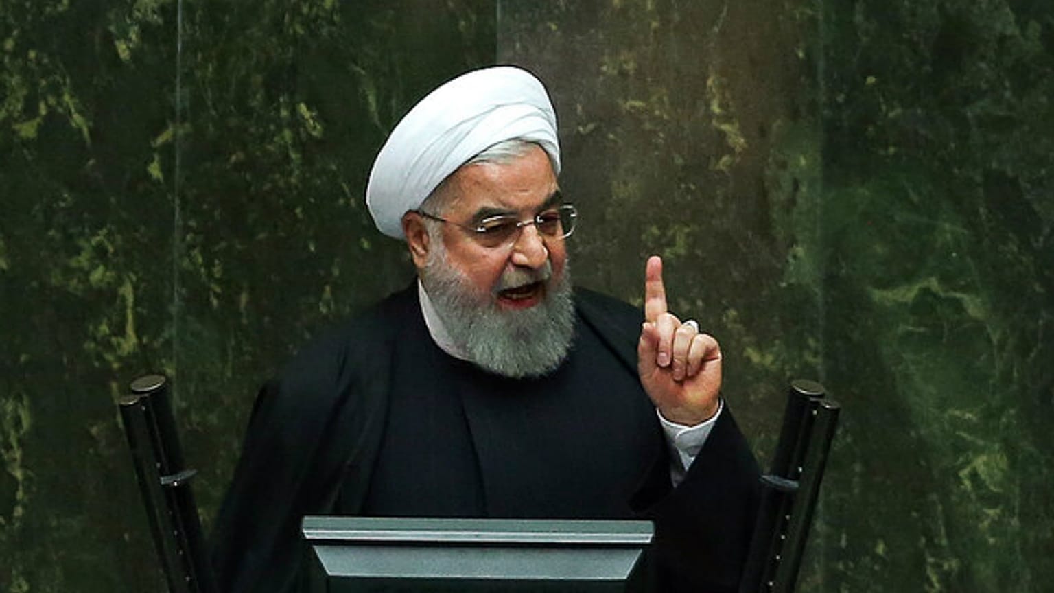 روحانی در سخنرانی تحویل بودجه ۹۸: اگر بخش خصوصی داشتیم تاثیر تحریم‌ها کمتر بود
