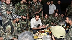 الغارديان: الأسد سيستعيد مكانه قريباً ويقف إلى جانب السيسي وبن سلمان 