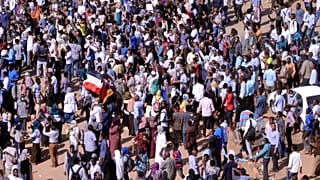 حزب مشارك في السلطة السودانية يدعو إلى التحقيق في مقتل متظاهرين