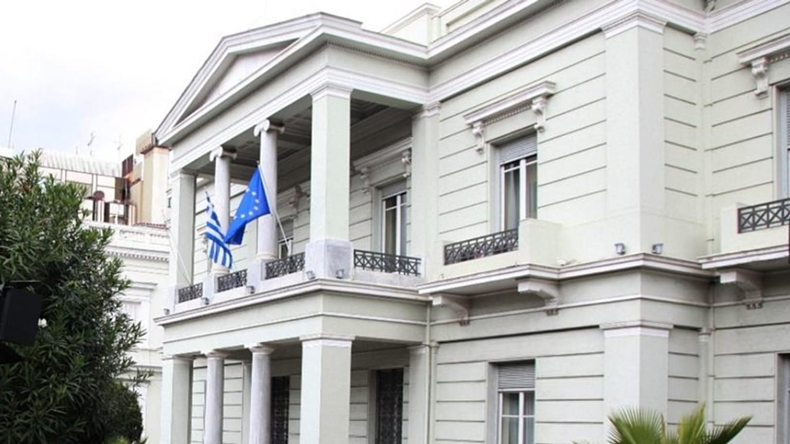 Τούρκοι χάκερς υποστηρίζουν ότι «έριξαν» την ιστοσελίδα του YΠΕΞ