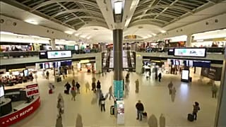 Többségi tulajdont szerez a Gatwick reptérben a francia Vinci