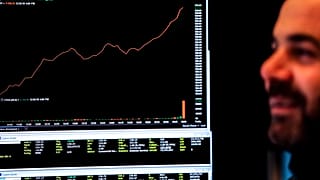 بورصات الخليج ترتفع مع تعافي الأسهم الأمريكية وأسعار النفط