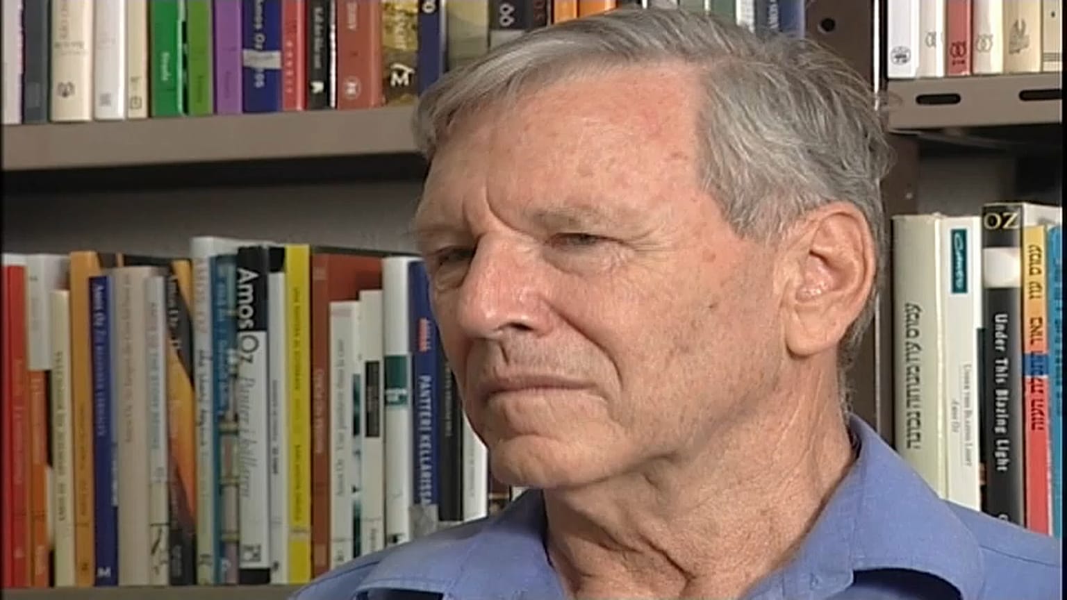 L'écrivain Amos Oz, lors d'un entretien avec Euronews en 2007
