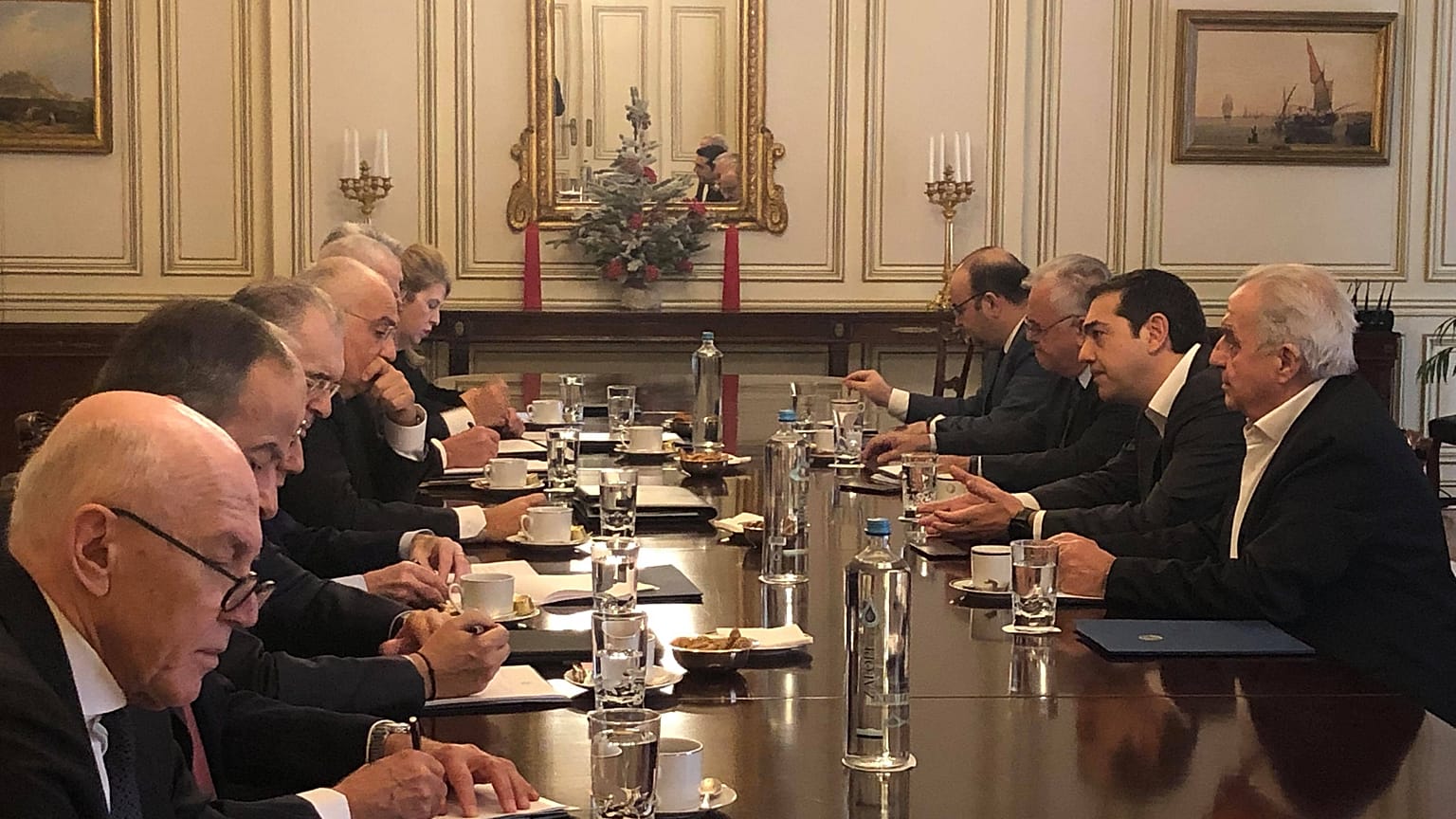 Συμφωνία κυβέρνησης-τραπεζών για δίμηνη παράταση στο νόμο Κατσέλη