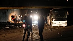 Φονική έκρηξη σε τουριστικό λεωφορείο στην Αίγυπτο