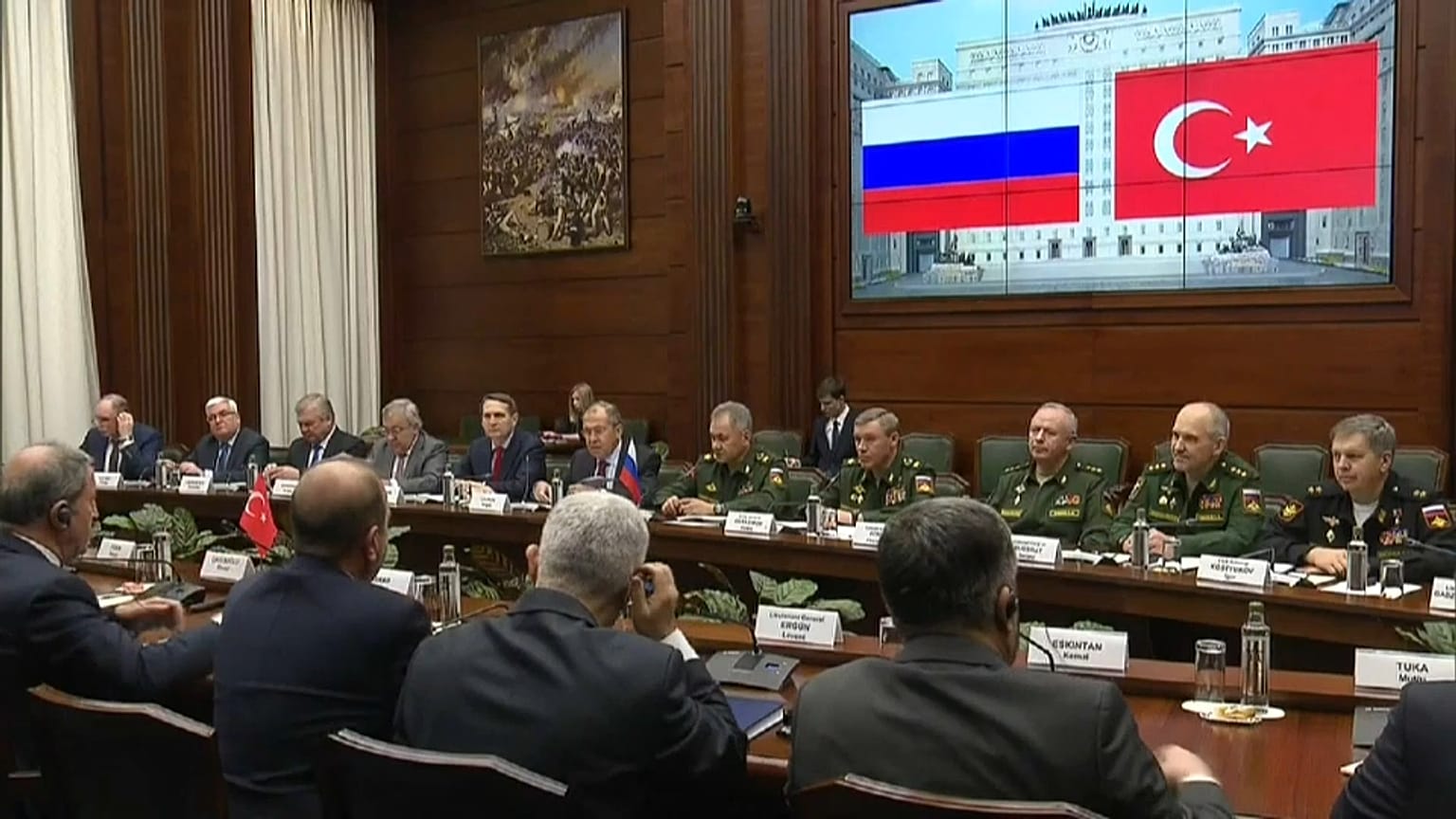 Rusia y Turquía planifican su papel en Siria tras la retirada de EEUU