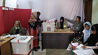 انسحاب 40 من مرشحي المعارضة من انتخابات بنغلاديش والشيخة حسينة واثقة من فوزها