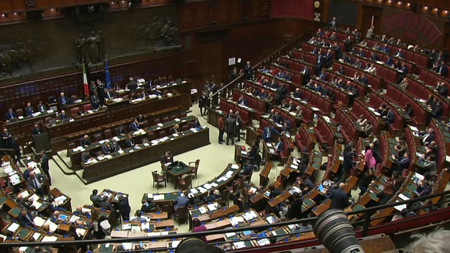 Via libera della Camera alla manovra