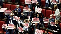 İtalya, AB ile yaşanan krizin ardından revize edilen bütçeyi onayladı