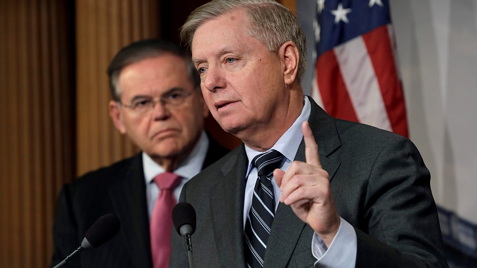 Senatör Graham: Trump Suriye'den çekilme planına rağmen IŞİD'i bitirmeye kararlı