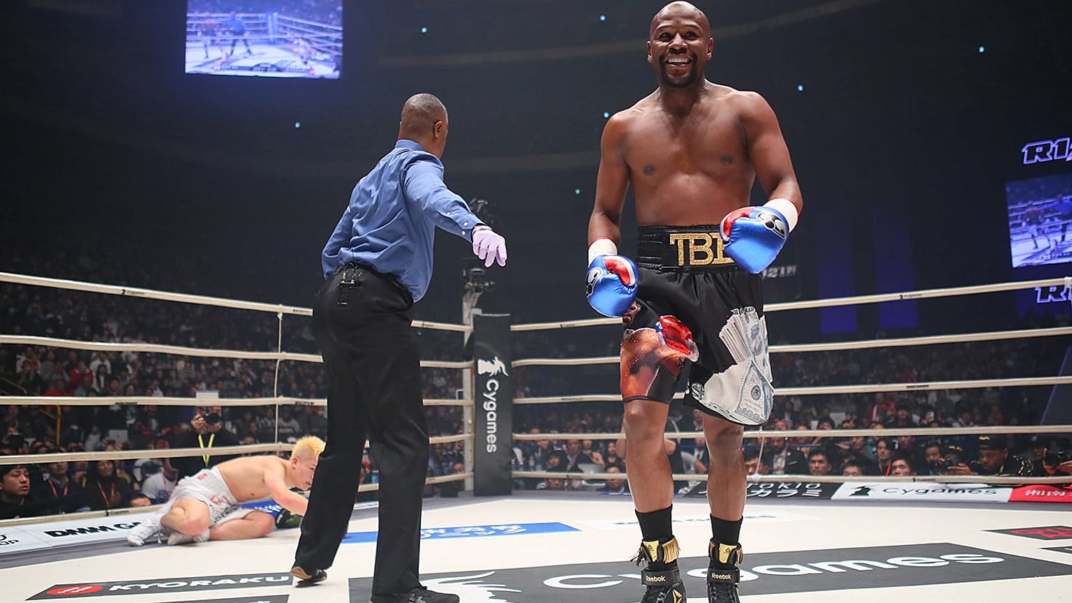 Mayweather Japon rakibini 2 dakikada devirdi 9 milyon kazandı