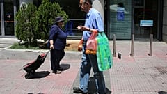 Στα €0,09 αυξάνεται η πλαστική σακούλα
