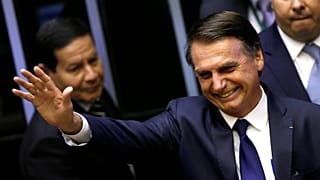 Brésil : Jair Bolsonaro investi président