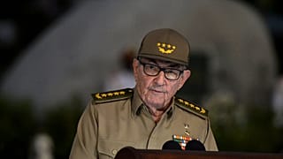 'La Revolución no ha envejecido' dice Castro en el 60 aniversario