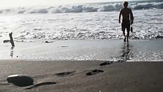 Le surf pour changer l'image du Salvador