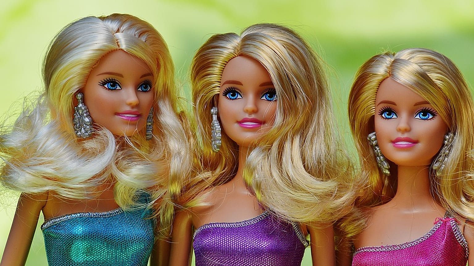 Video| Barbie hiç göstermese de 60. yaşını kutluyor