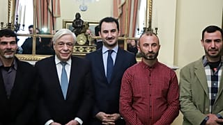 ΠτΔ: Μήνυμα στην Ευρώπη η απονομή υπηκοότητας στους τρεις αλιείς