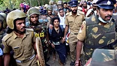 Indien: Zehntausende Frauen bilden eine Kette für Gleichberechtigung