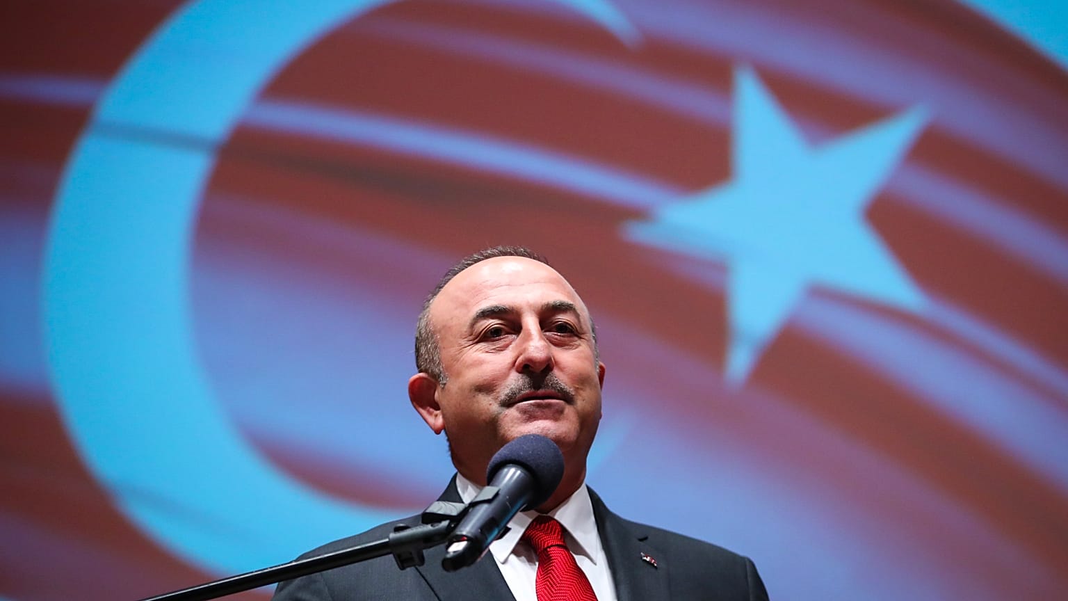 Çavuşoğlu'ndan Yunanistan'a uyarı: Elimizden bir kaza çıkmasın