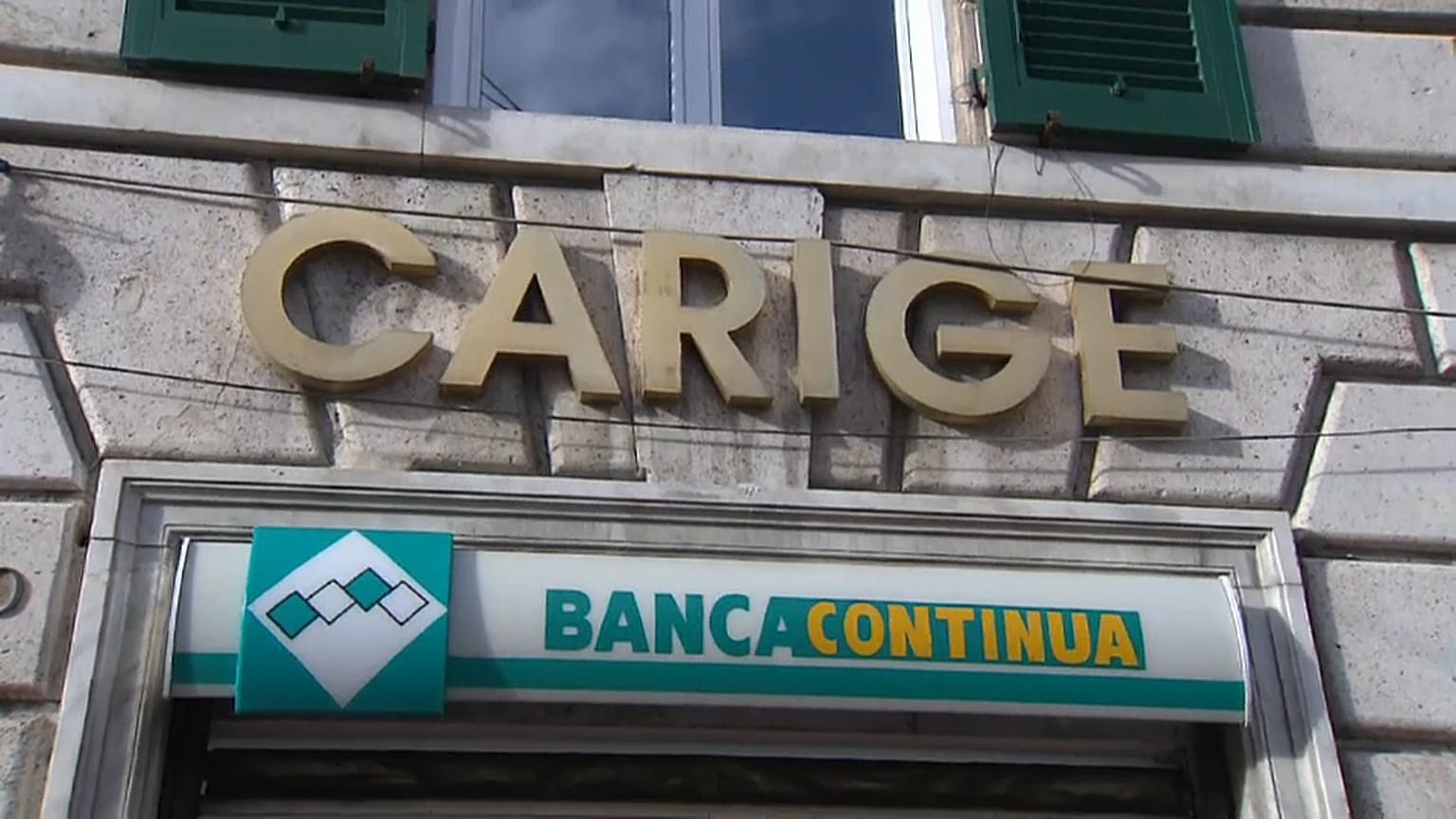 Carige: squadra che perde non si cambia