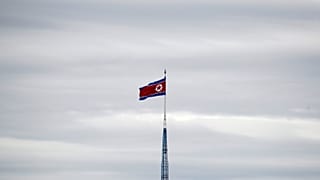 Kuzey Koreli Büyükelçi ailesi ile birlikte batıya iltica etti