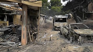 Μαζικές αγωγές συγγενών θυμάτων από την πυρκαγιά στο Μάτι