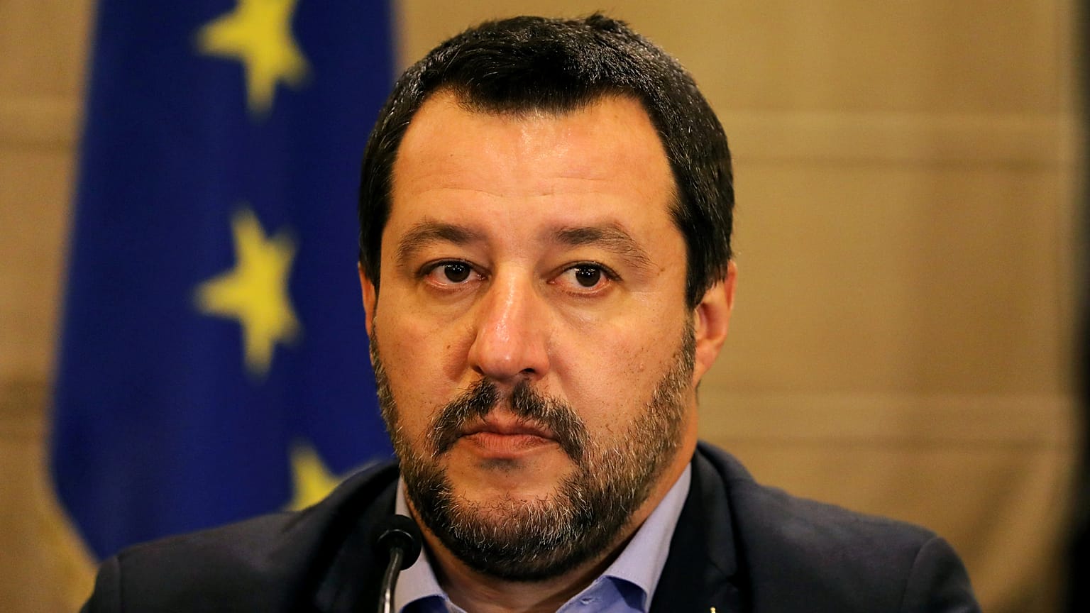 Alcaldes italianos rechazan la ley antimigratoria de Salvini