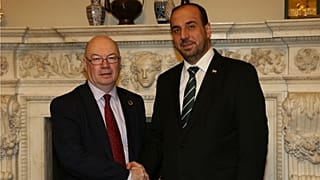 شگفتی مخالفان بشار اسد از تغییر سیاست دولتها و مصالحۀ با دمشق
