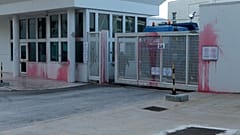 Το βίντεο της επίθεσης του Ρουβίκωνα στην αμερικανική πρεσβεία