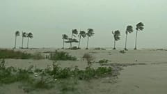 Damage as tropical storm hits Thailand's east coast