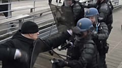 Gelbe Westen: Boxer stellt sich der Polizei