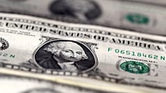 هبوط الاحتياطيات الأجنبية لمصر للمرة الأولى منذ تحرير سعر الصرف