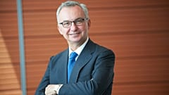 El oncólogo Baselga deja Nueva York y ficha por la farmacéutica AstraZeneca